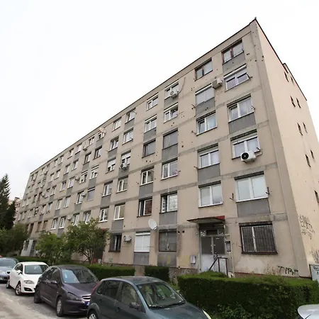 Lägenhet Vucko Sarajevo-free Public Parking